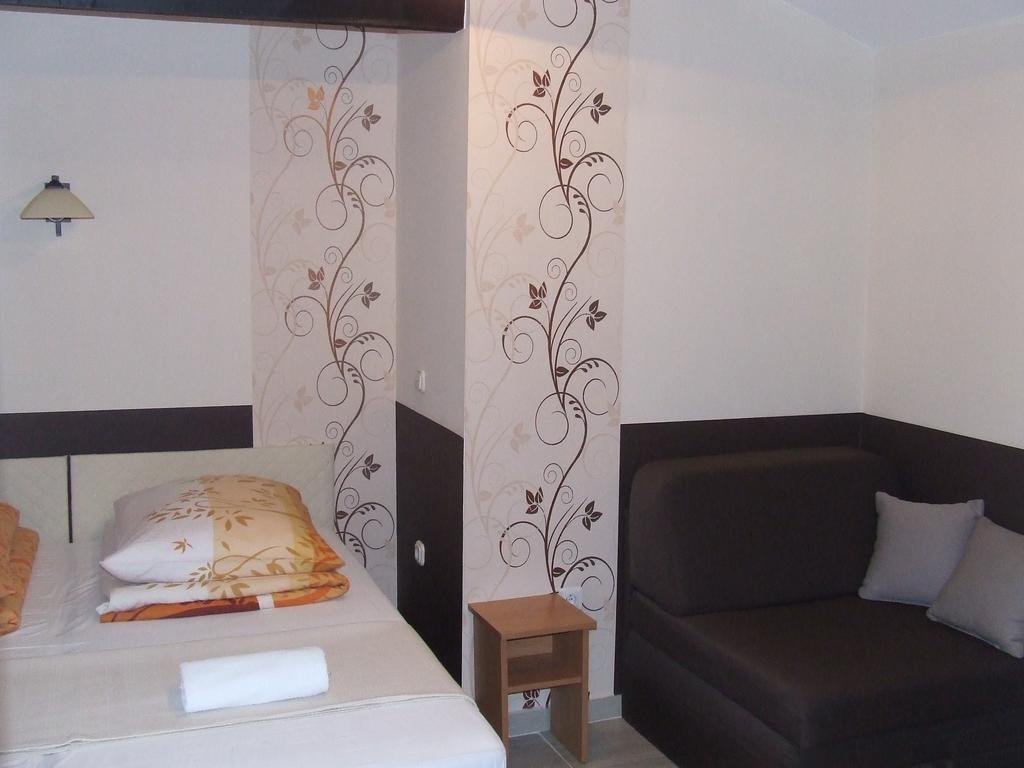 Peterfia Panzio Hotel Debrecen Luaran gambar
