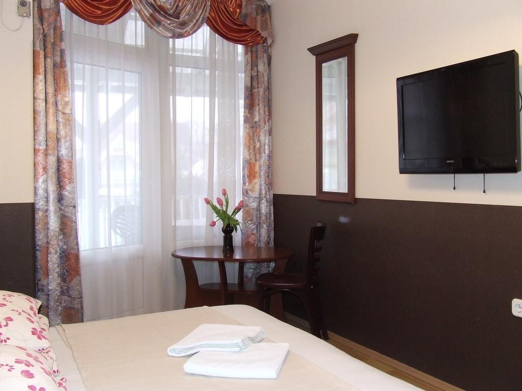 Peterfia Panzio Hotel Debrecen Luaran gambar