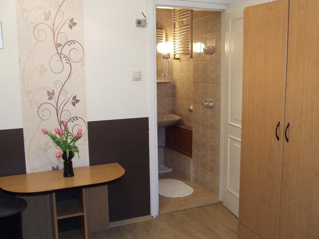 Peterfia Panzio Hotel Debrecen Luaran gambar